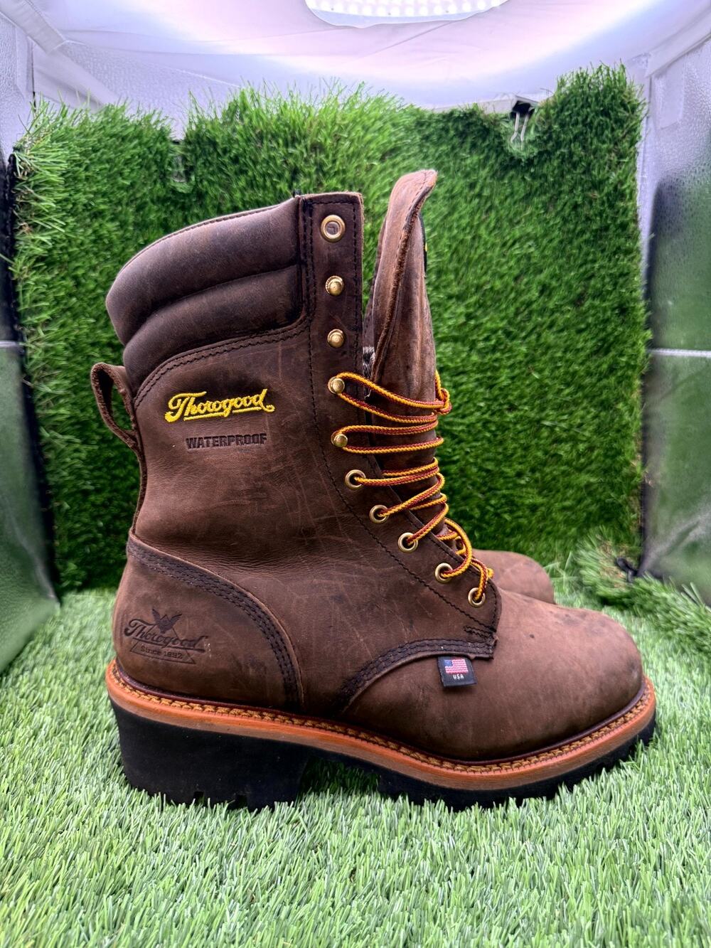 Thorogood Logger 804-3555 Combat Boot Man's 9 Brown Leather Workware Steel Toe